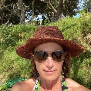 Meet your Posher, Margo